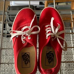 RED VANS AUTHENTIC LACE UP SIZE 7